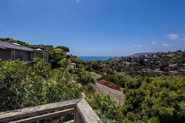 Laguna Beach, CA 92651,1036 Van Dyke DR