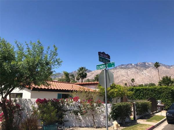 Palm Springs, CA 92262,1685 E San Jacinto WAY