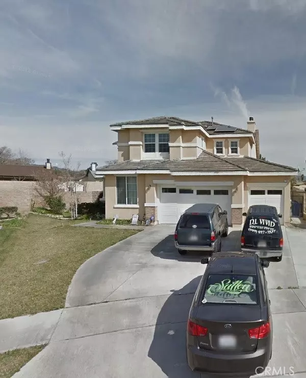 Fontana, CA 92336,7505 Blue Mist CT