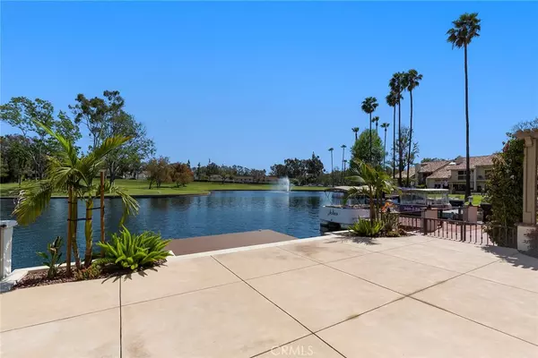 Lake Forest, CA 92630,22048 Arrowhead LN