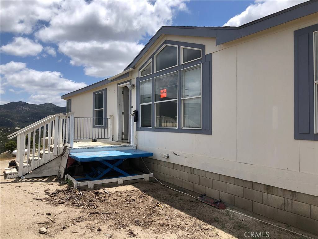 38765 San Cristobal RD, Aguanga, CA 92536