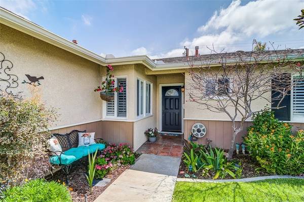 Huntington Beach, CA 92646,18132 Wharton LN