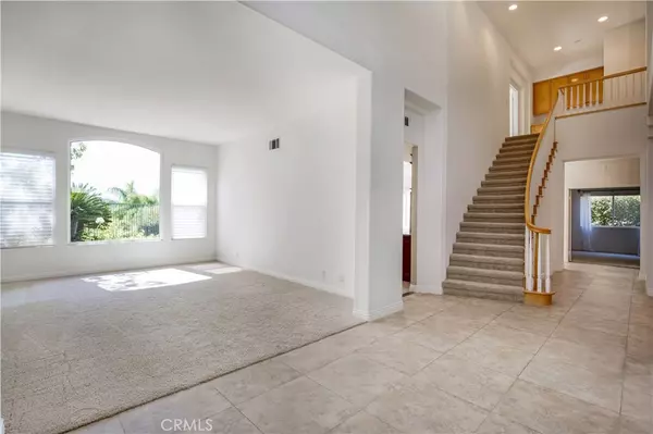 Rancho Santa Margarita, CA 92688,32 Segada