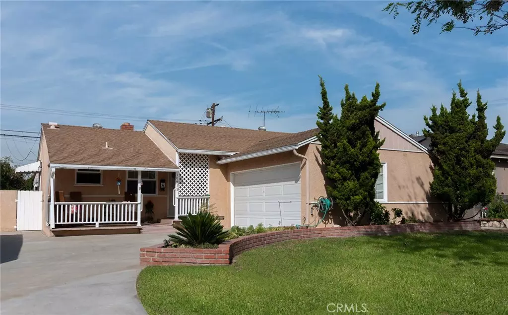 Bellflower, CA 90706,10415 Ives ST