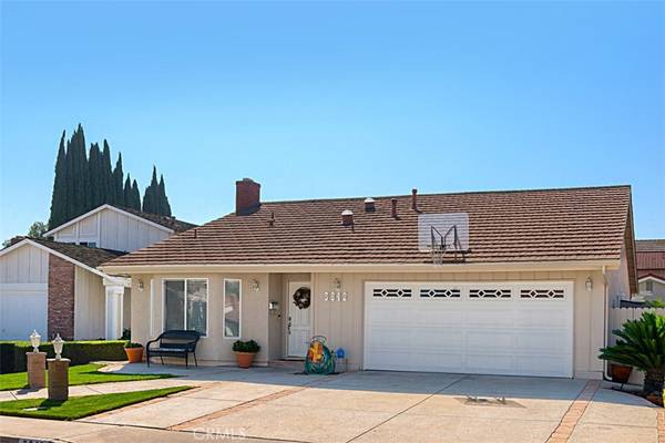 Irvine, CA 92606,3842 Uris CT