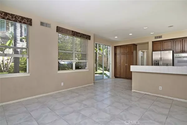 Tustin, CA 92782,2775 Finley