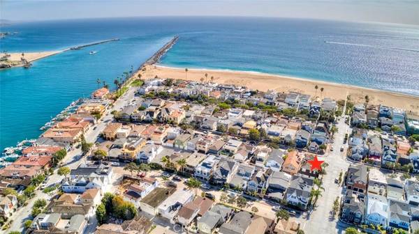 Newport Beach, CA 92661,2100 Miramar DR