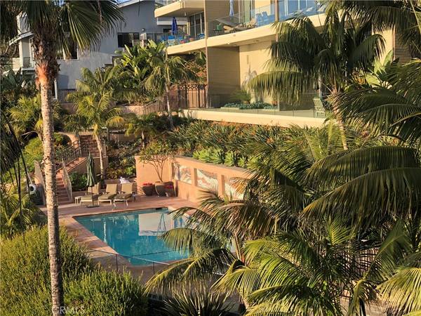 Laguna Beach, CA 92651,31755 Coast #305