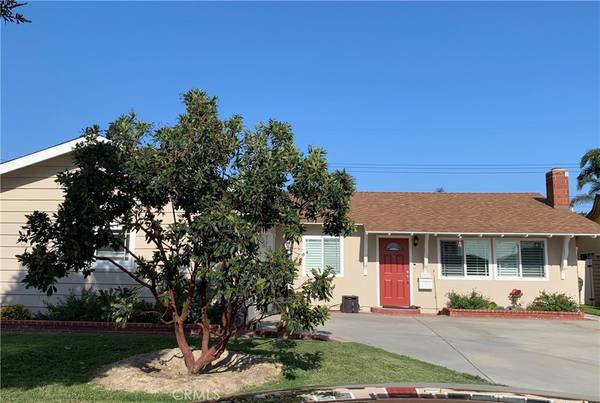 Huntington Beach, CA 92647,15892 Sherbeck LN