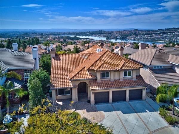 Mission Viejo, CA 92692,22485 Deerbrook