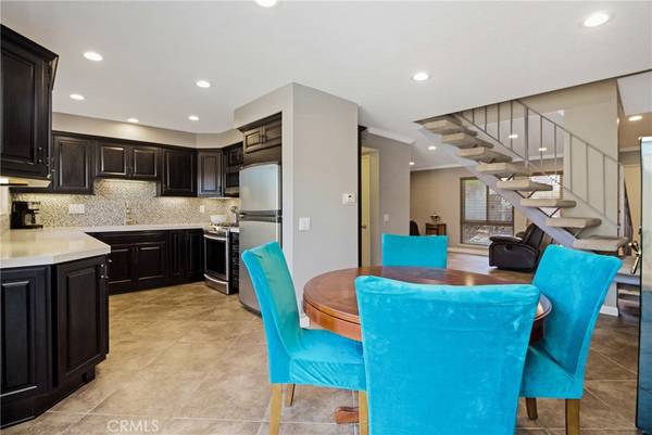 Huntington Beach, CA 92646,9812 Coral Cove CIR