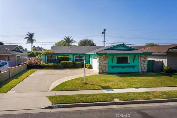 6222 Cornell DR, Huntington Beach, CA 92647