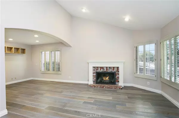 Lake Forest, CA 92630,26111 Connemara CT