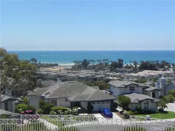 Dana Point, CA 92629,25432 Sea Bluffs DR #204