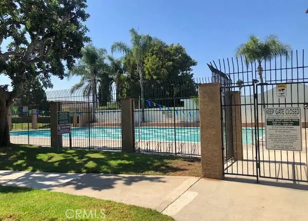 Fountain Valley, CA 92708,10527 La Rosa Circle