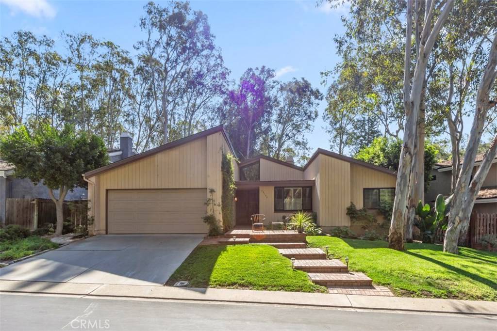 Lake Forest, CA 92630,22102 Ironbark LN