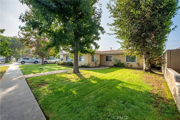 4166 Green AVE, Los Alamitos, CA 90720