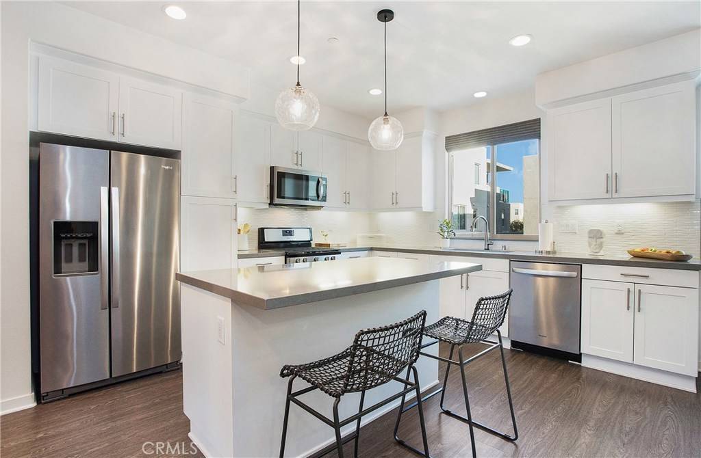 231 Magnet, Irvine, CA 92618
