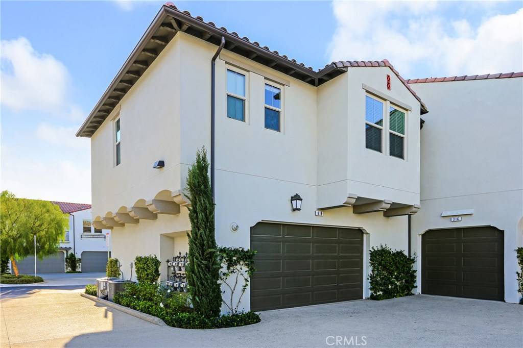 Irvine, CA 92618,318 Trailblaze