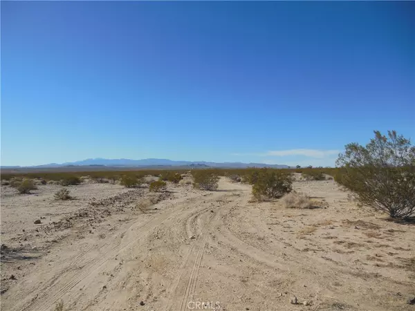 Joshua Tree, CA 92284,117 Orion DR