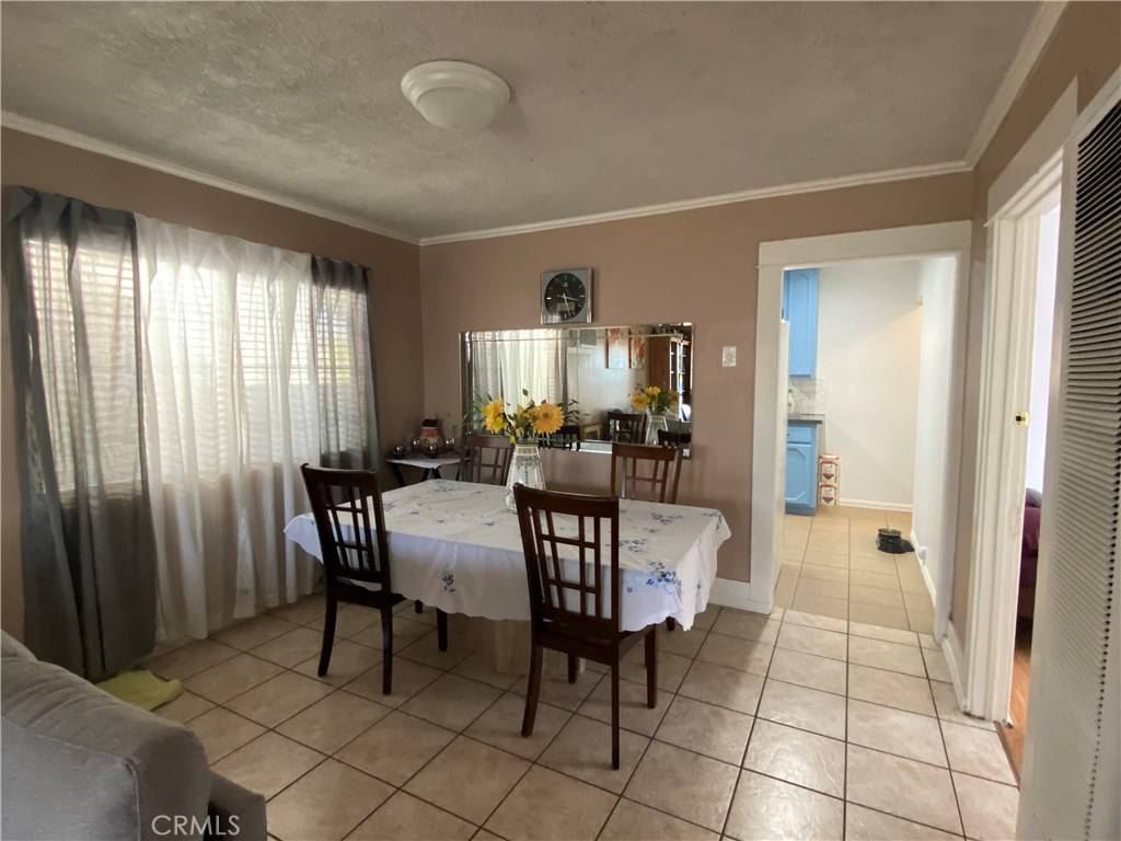 3630 9th AVE #2, Los Angeles, CA 90018