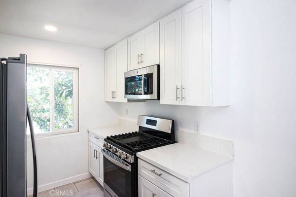 Rancho Santa Margarita, CA 92688,14 Pica Flor #56