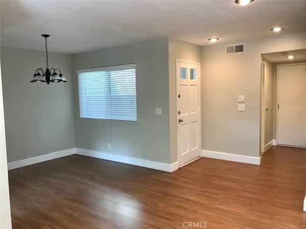 Aliso Viejo, CA 92656,8 Marigold #30