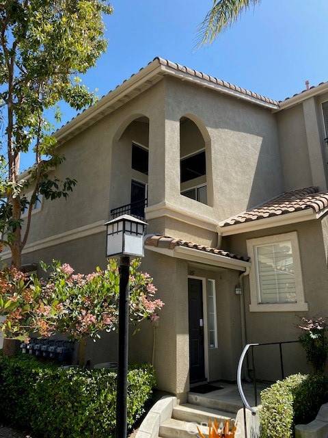 Irvine, CA 92618,601 Larkridge