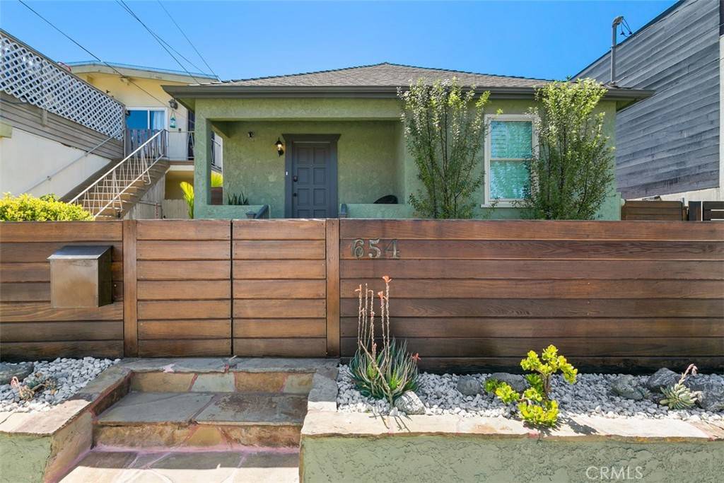 Hermosa Beach, CA 90254,654 8th ST