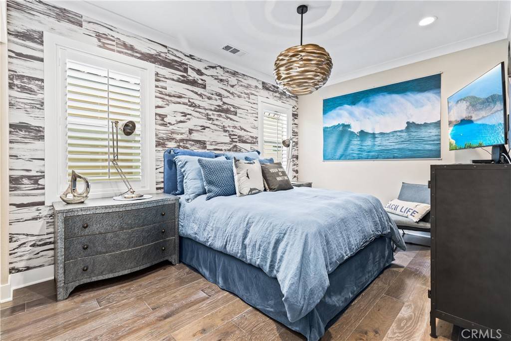 Lake Forest, CA 92610,1160 Portola Oaks Drive