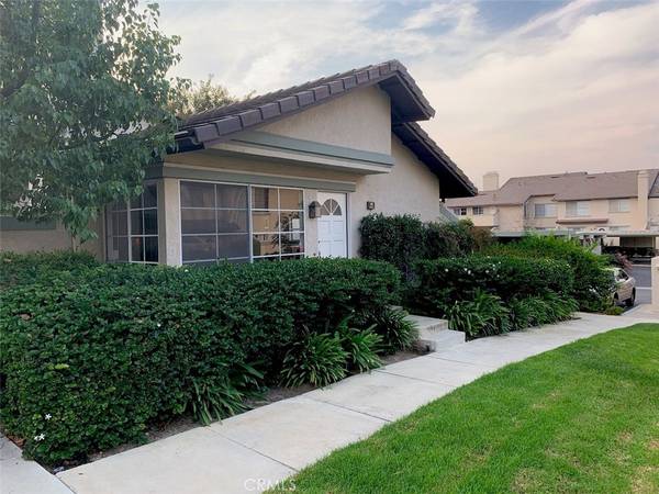 Irvine, CA 92612,65 Exeter #38