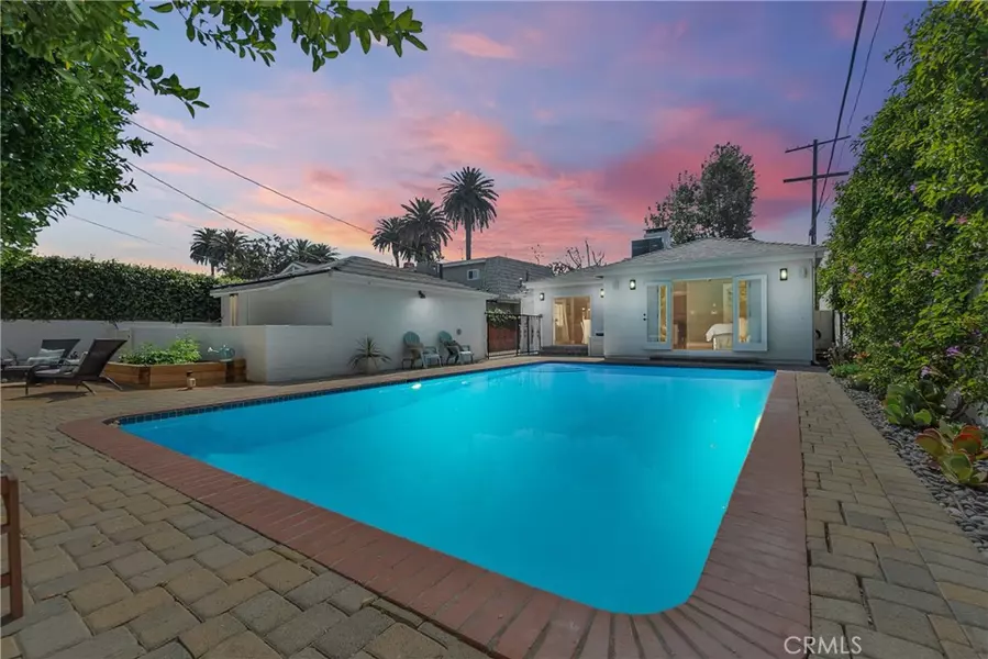 4386 Camellia AVE, Studio City, CA 91604