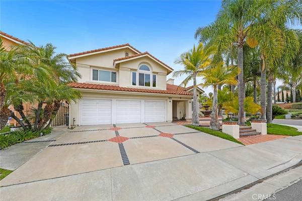 Laguna Hills, CA 92653,25811 Middle Ridge LN