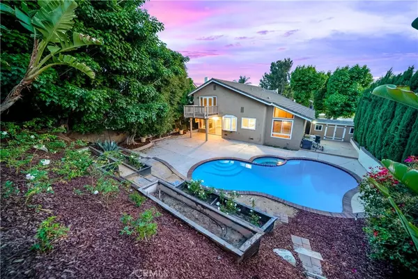 Lake Forest, CA 92630,24511 Via Tonada