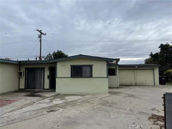 Santa Ana, CA 92703,2620 2622 W 9th ST