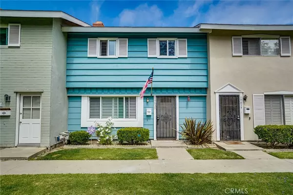 Huntington Beach, CA 92646,19835 Kingswood LN