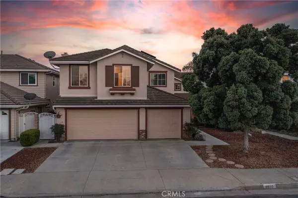 9802 Constitution DR, Huntington Beach, CA 92646