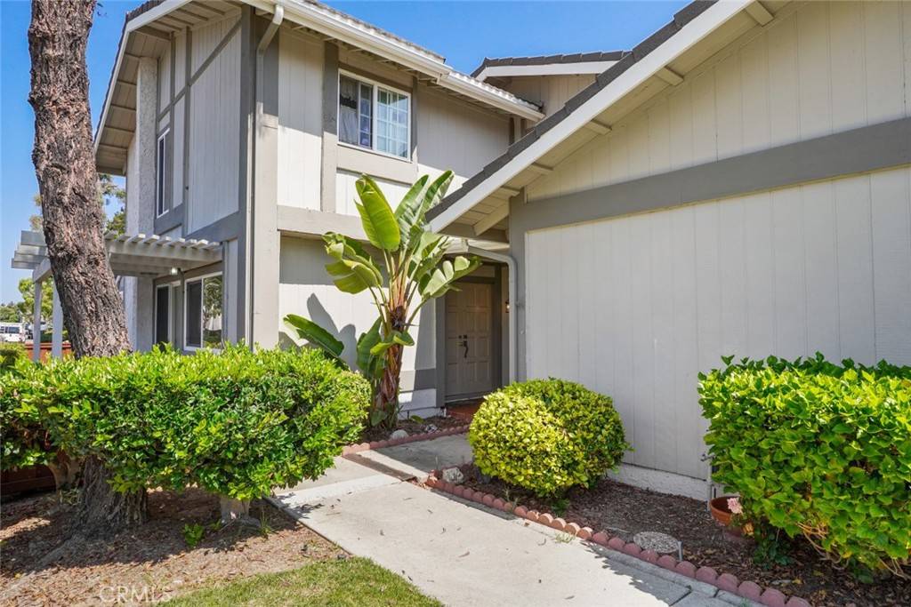 San Clemente, CA 92672,3318 Calle La Veta