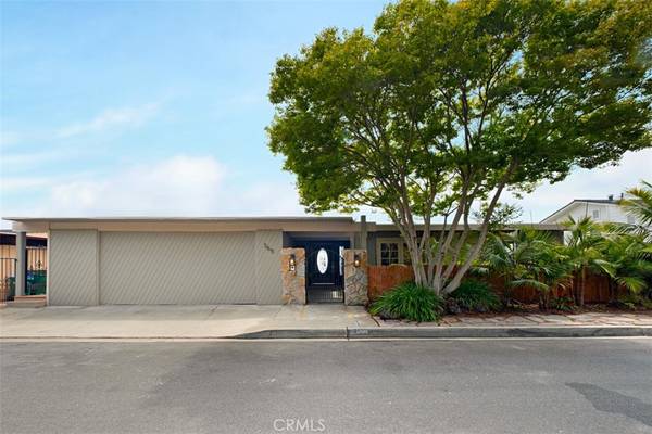 365 Heather PL, Laguna Beach, CA 92651