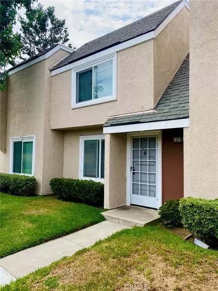 7 Albany #59, Irvine, CA 92604