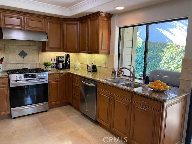 Irvine, CA 92612,18 Nuevo #9