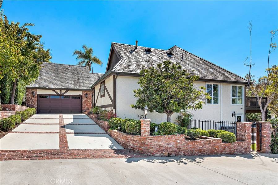 372 Newport Glen CT NE, Newport Beach, CA 92660