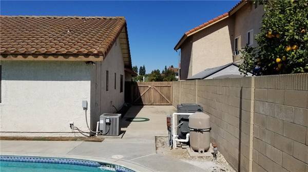 Garden Grove, CA 92841,8902 Ann Cross DR