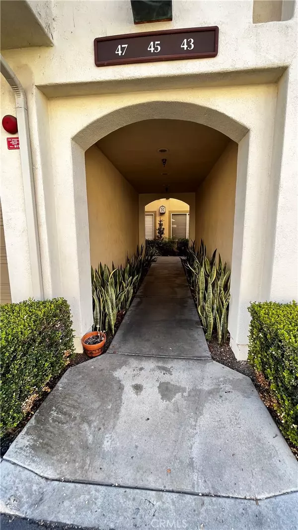 47 Camino Del Oro, Rancho Santa Margarita, CA 92688