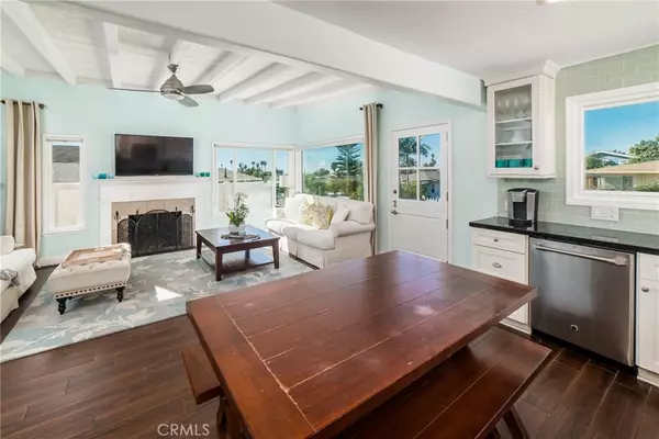 San Clemente, CA 92672,115 Avenida Cadiz