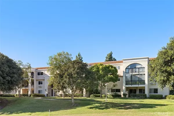 Laguna Woods, CA 92637,5519 Paseo Del Lago E #2D