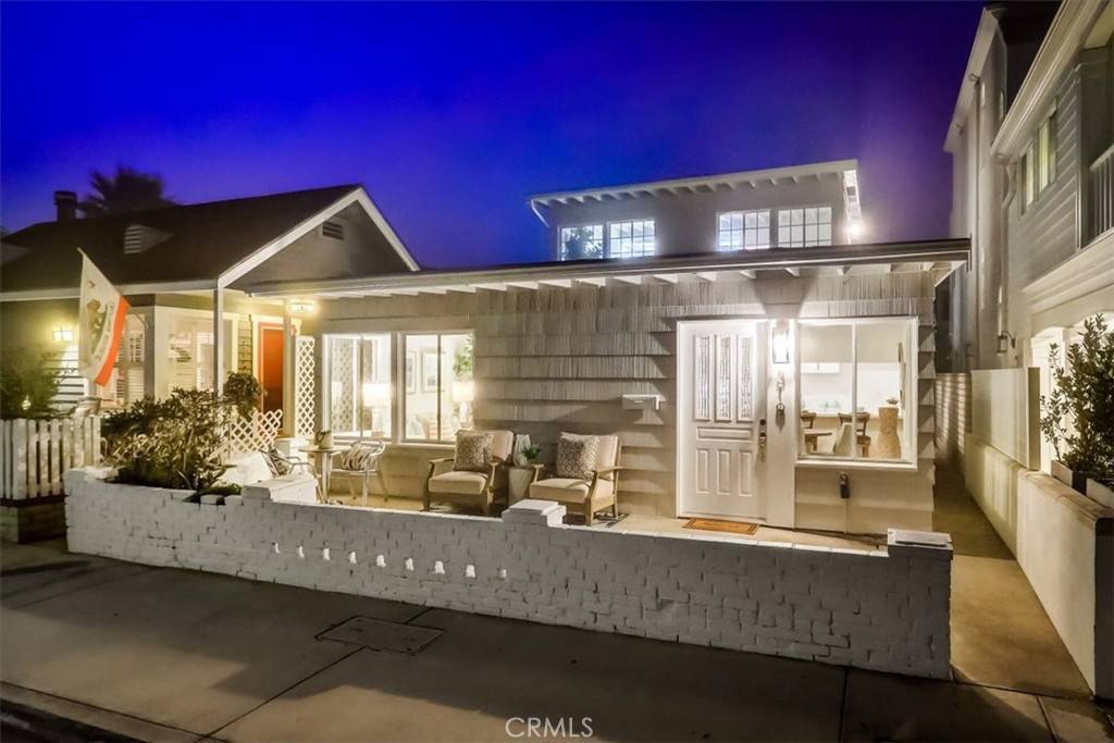 Newport Beach, CA 92661,319 Montero ST