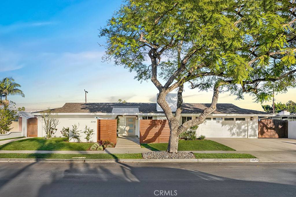 Costa Mesa, CA 92626,3048 Country Club DR