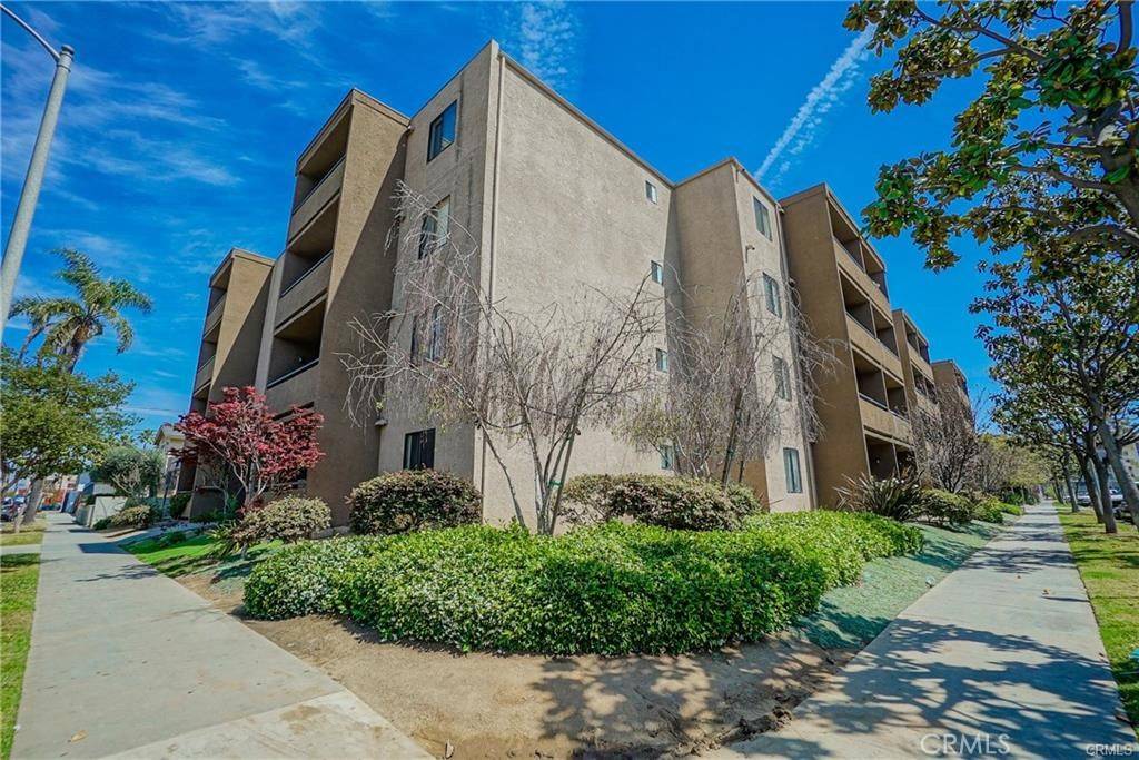 Long Beach, CA 90813,1450 Locust AVE #322