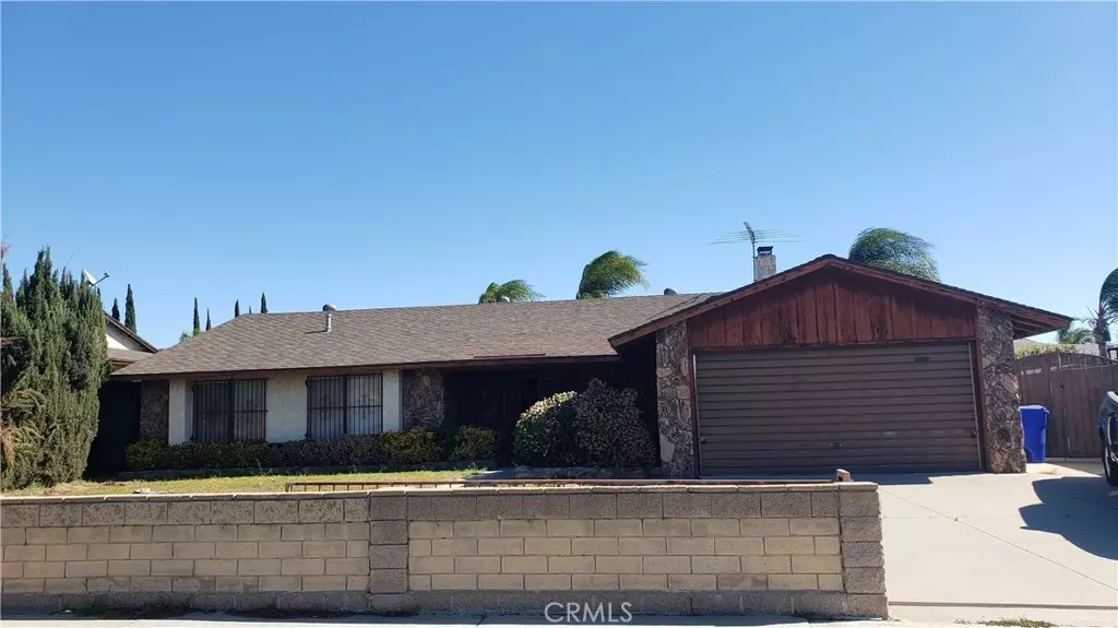 967 S Spruce AVE, Bloomington, CA 92316